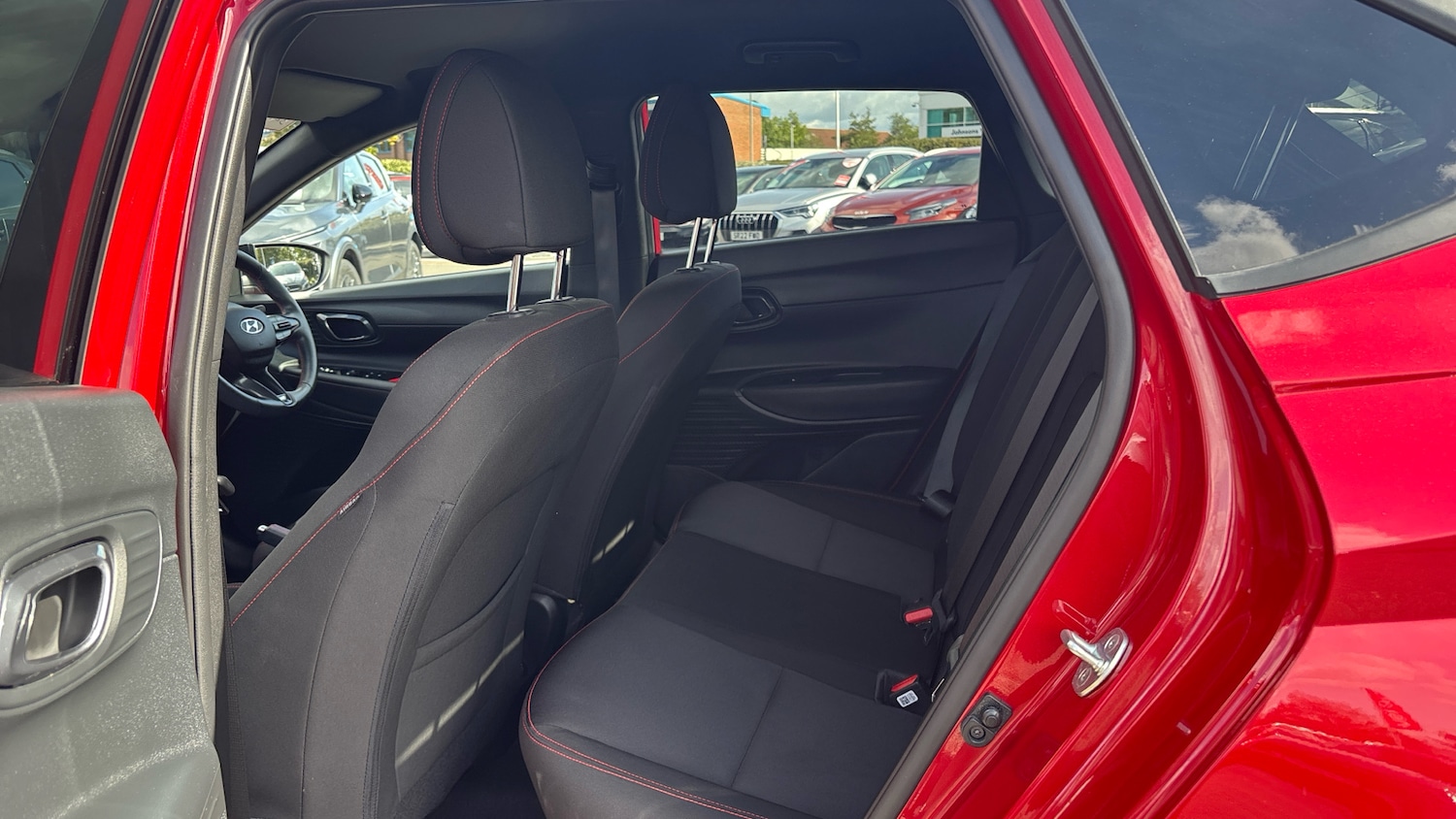 Used Hyundai i20 2023 for sale - 76517890: Photo 16