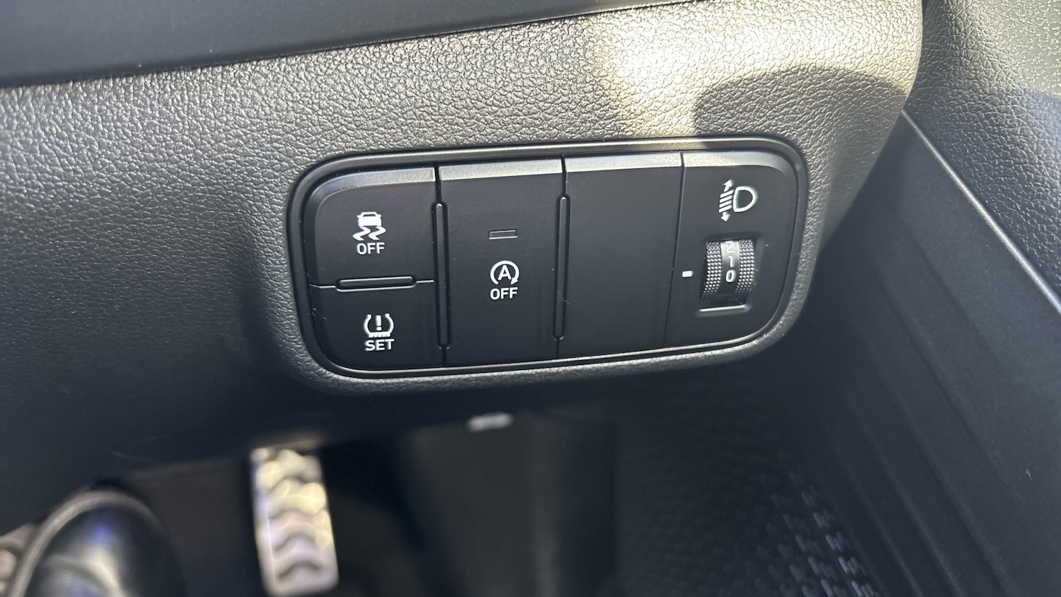 Used Hyundai i20 2023 for sale - 76517890: Photo 25