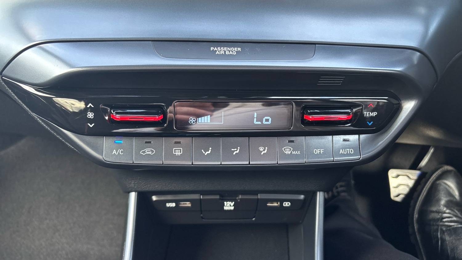 Used Hyundai i20 2023 for sale - 76517890: Photo 31