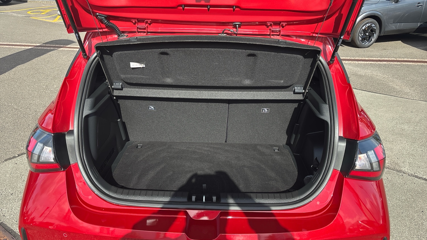 Used Hyundai i20 2023 for sale - 76517890: Photo 4