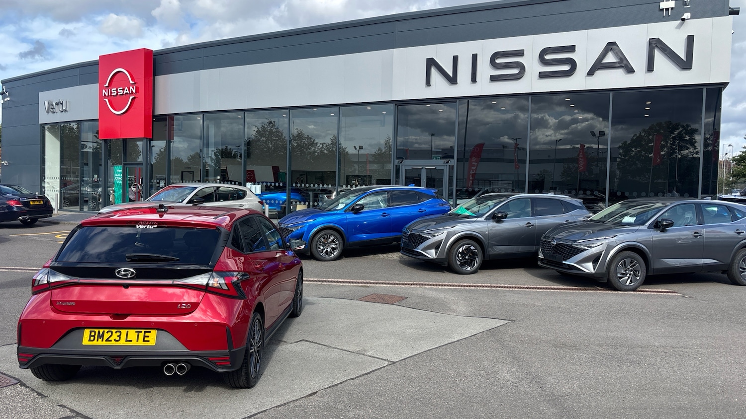 Used Hyundai i20 2023 for sale - 76517890: Photo 46