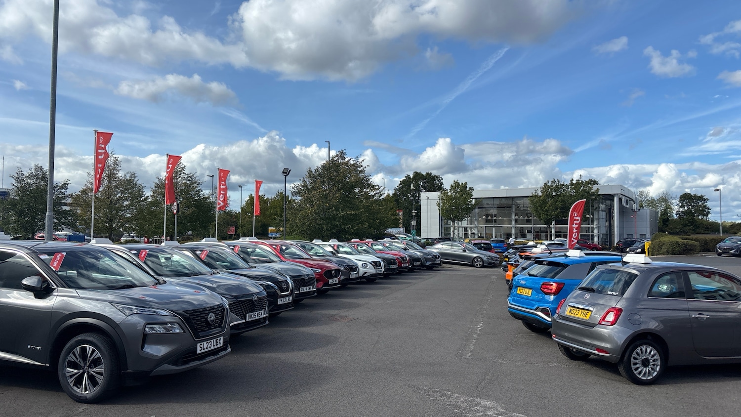 Used Hyundai i20 2023 for sale - 76517890: Photo 47