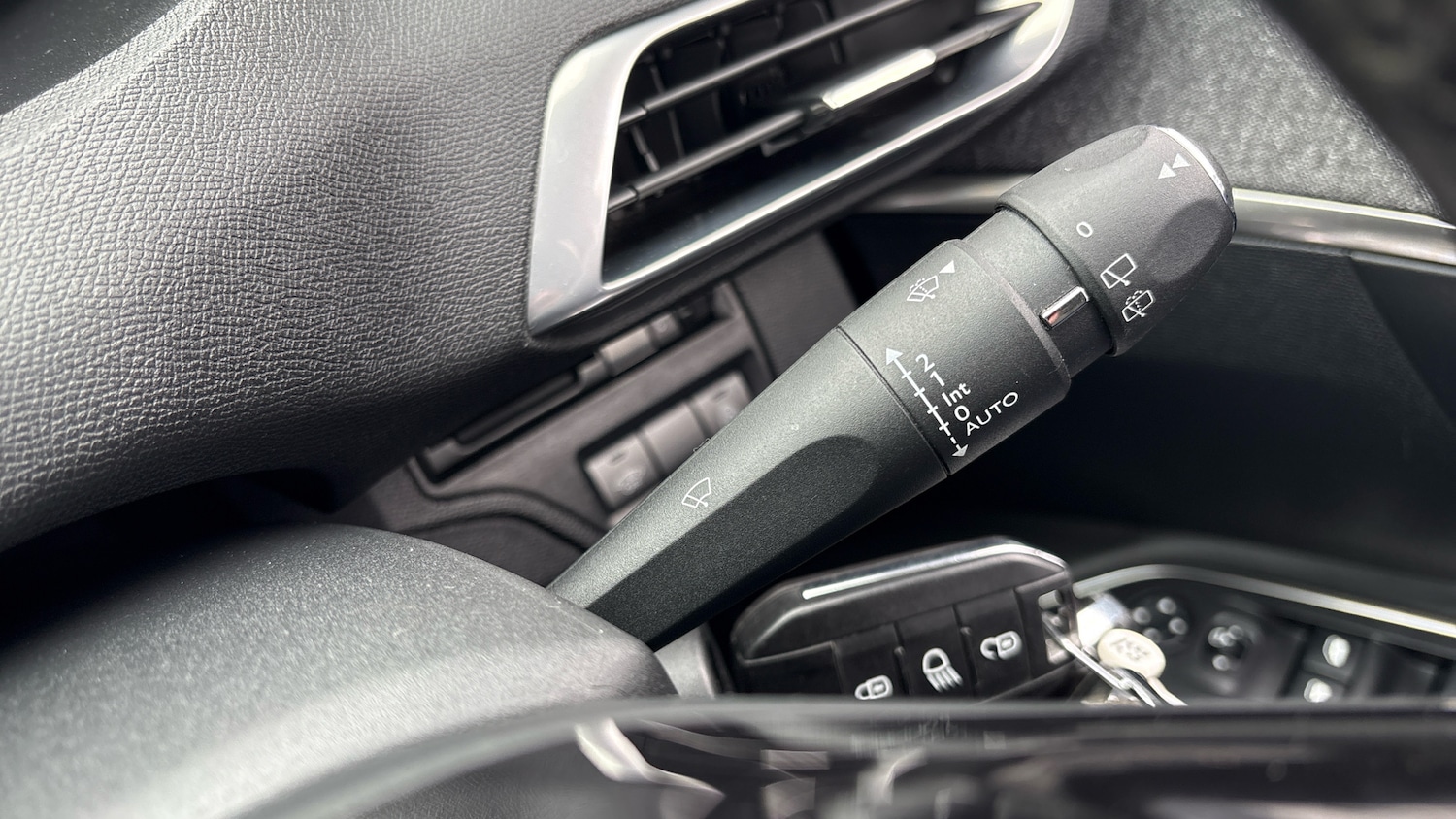 Used Peugeot 3008 2017 for sale - 78107228: Photo 30