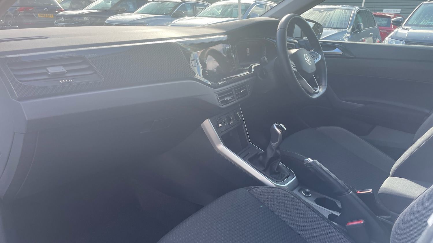 Used Volkswagen Polo 2022 for sale - 76945809: Photo 2