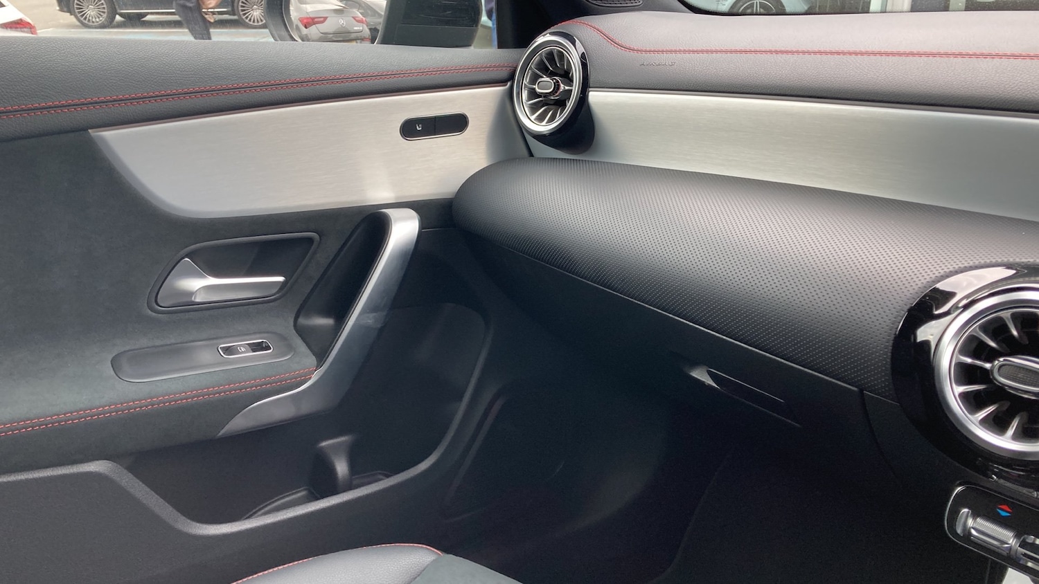 Used Mercedes-Benz CLA 2023 for sale - 76835313: Photo 33