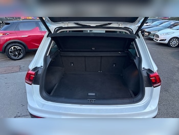 Used Volkswagen Tiguan 2018 for sale - 77489912: Photo