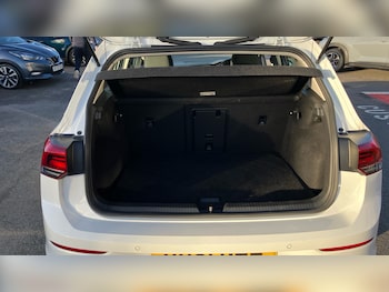 Used Volkswagen Golf 2021 for sale - 76945797: Photo