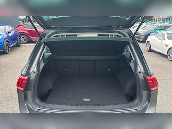 Used Volkswagen Tiguan 2019 for sale - 78888806: Photo