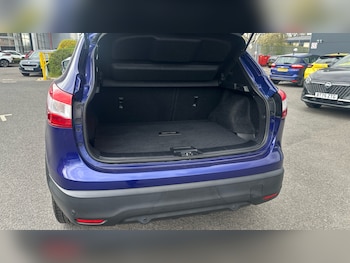 Used Nissan Qashqai 2017 for sale - 78180164: Photo