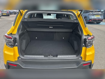 Used Jeep Avenger 2024 for sale - 79299216: Photo