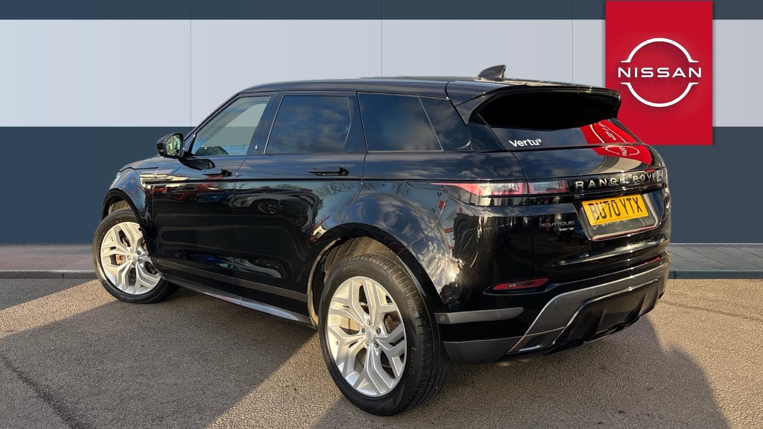 Used Land Rover Range Rover Evoque 2020 for sale - 76859677: Photo 2