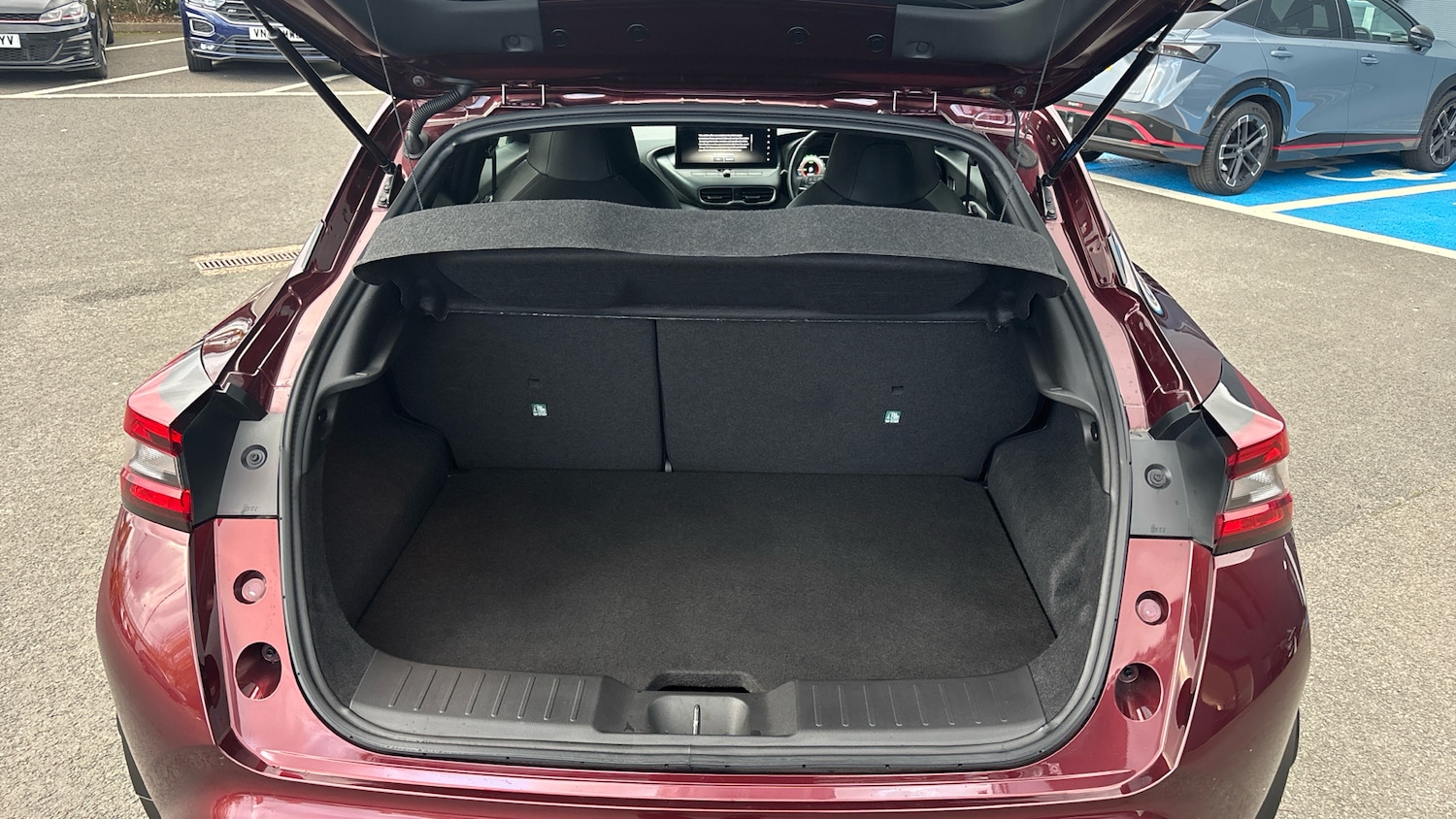 Used Nissan Juke 2024 for sale - 76343900: Photo 4