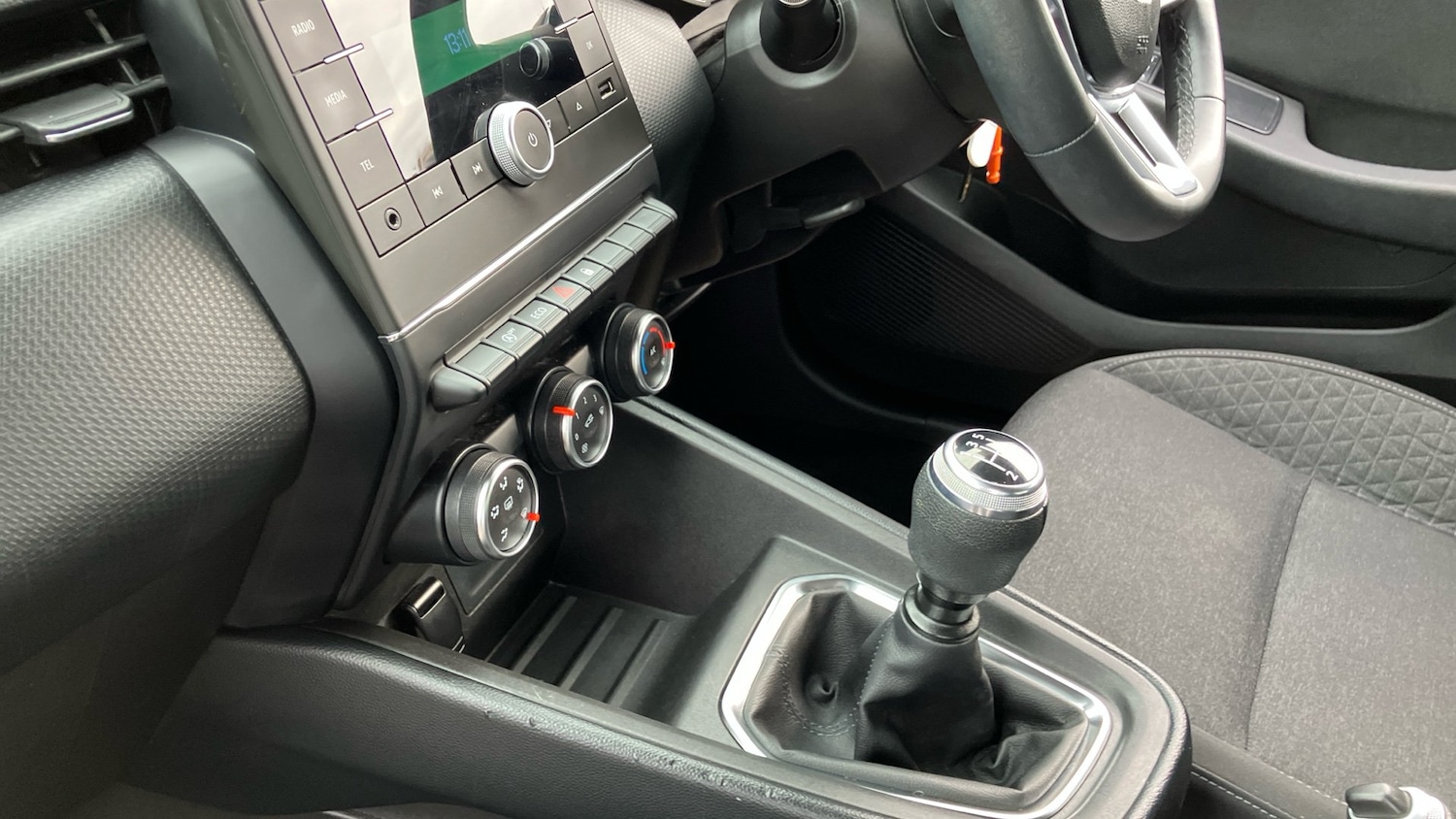 Used Renault Clio 2020 for sale - 76603314: Photo 13