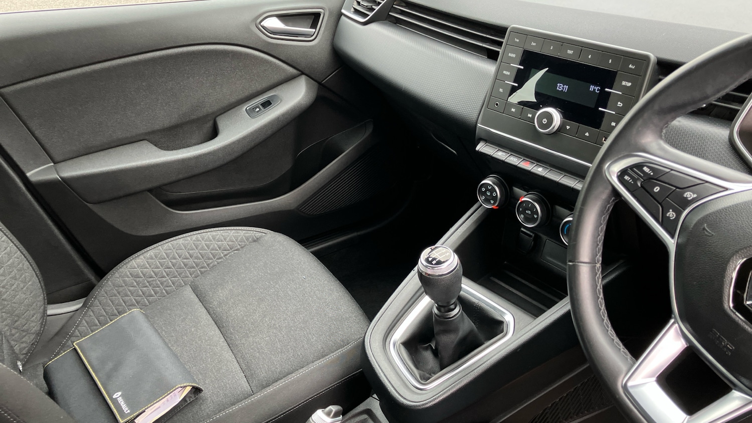 Used Renault Clio 2020 for sale - 76603314: Photo 14