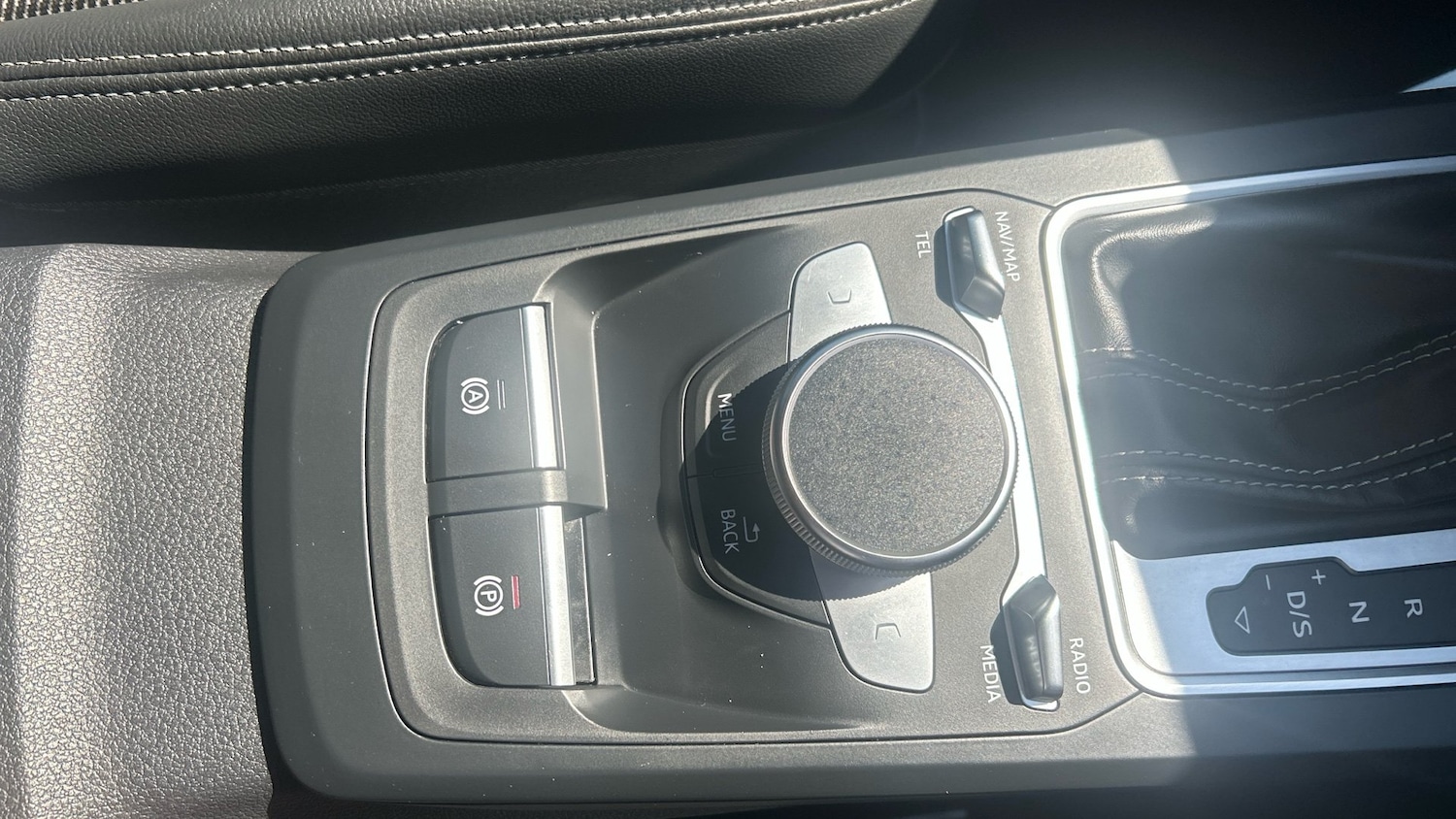 Vehicle 29