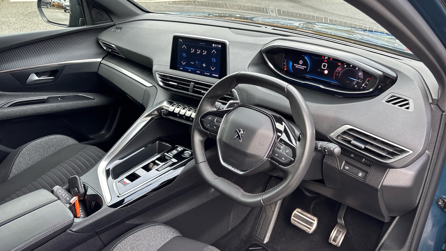 Used Peugeot 3008 2023 for sale - 76181301: Photo 11
