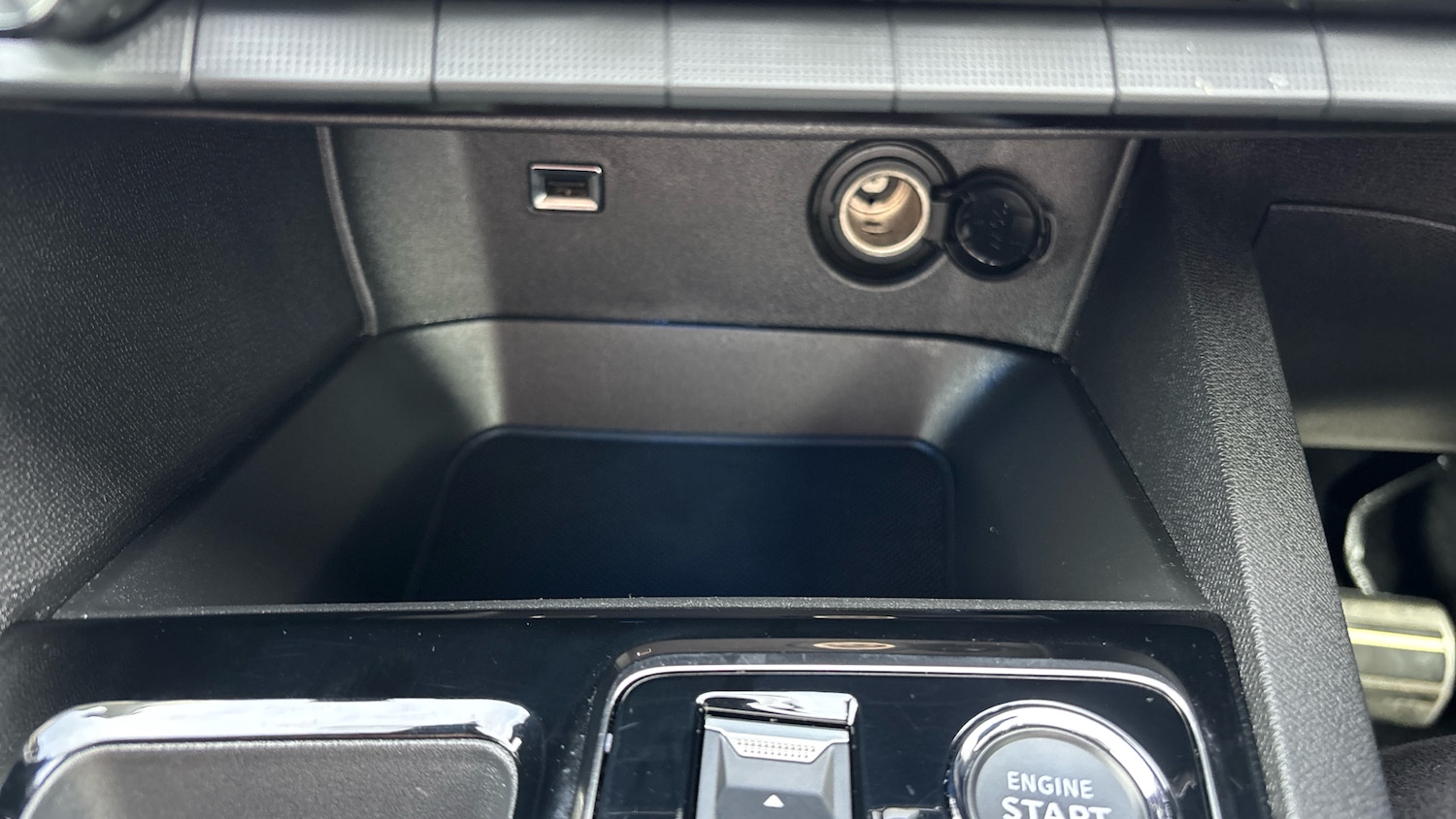 Used Peugeot 3008 2023 for sale - 76181301: Photo 29