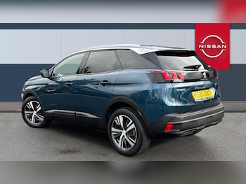 Used Peugeot 3008 2023 for sale - 76181301: Photo