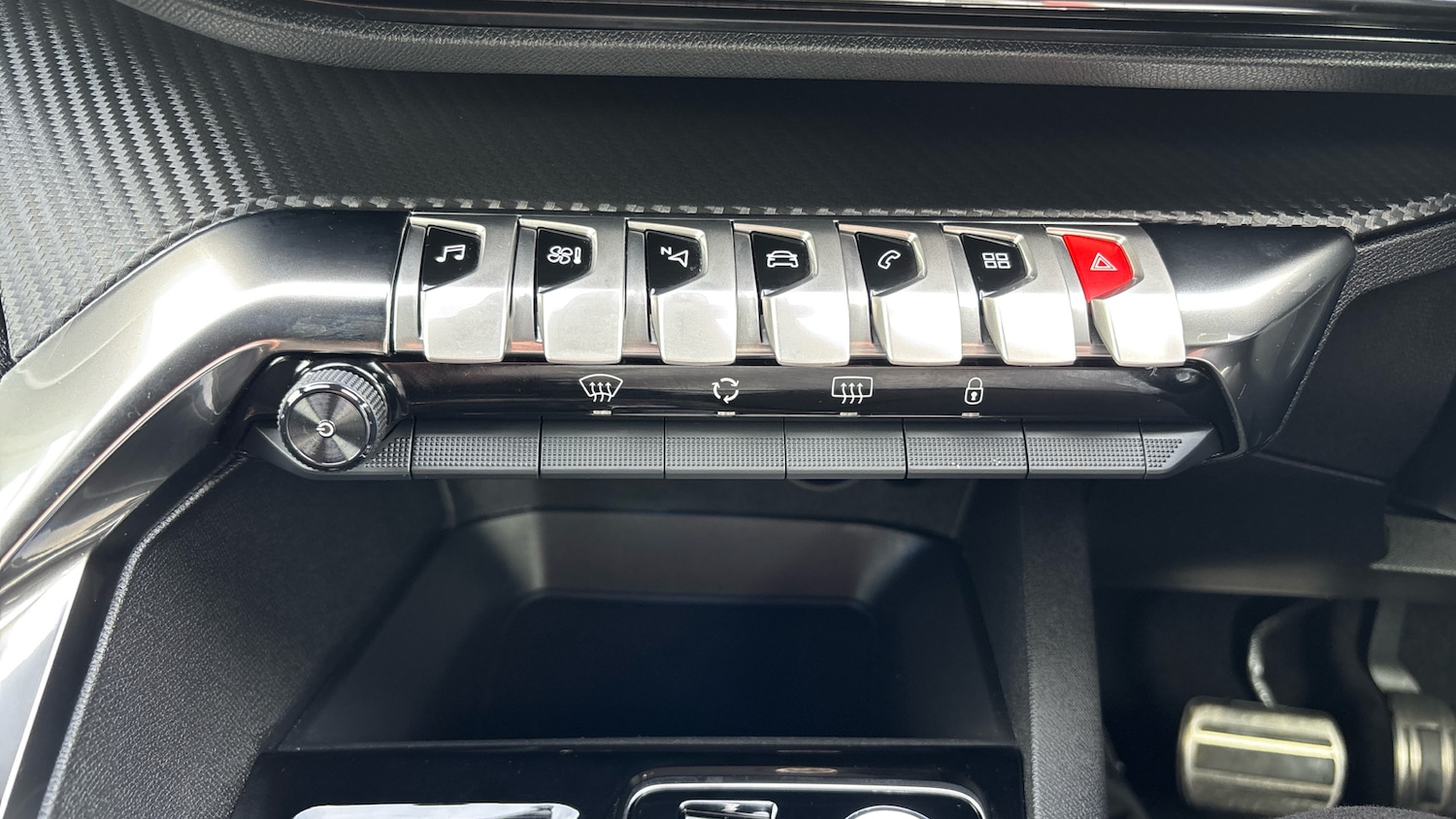 Used Peugeot 3008 2023 for sale - 76181301: Photo 30