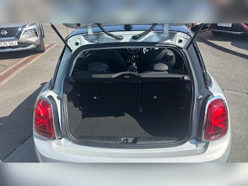 Used MINI Hatch 2020 for sale - 79206570: Photo