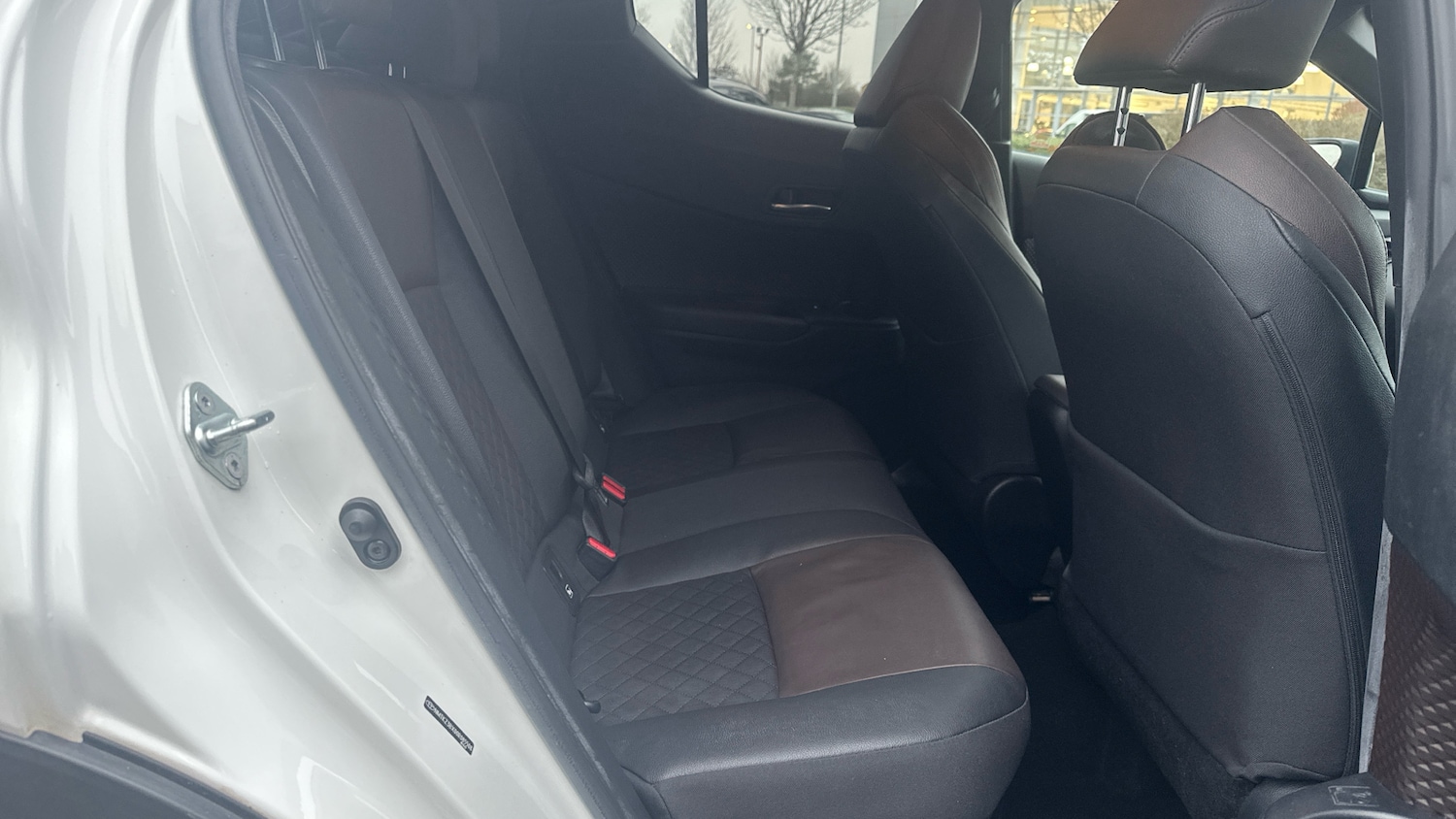 Used Toyota C-HR 2017 for sale - 77420852: Photo 16