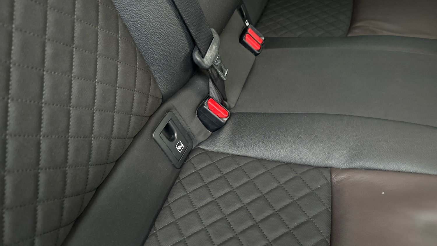 Used Toyota C-HR 2017 for sale - 77420852: Photo 17