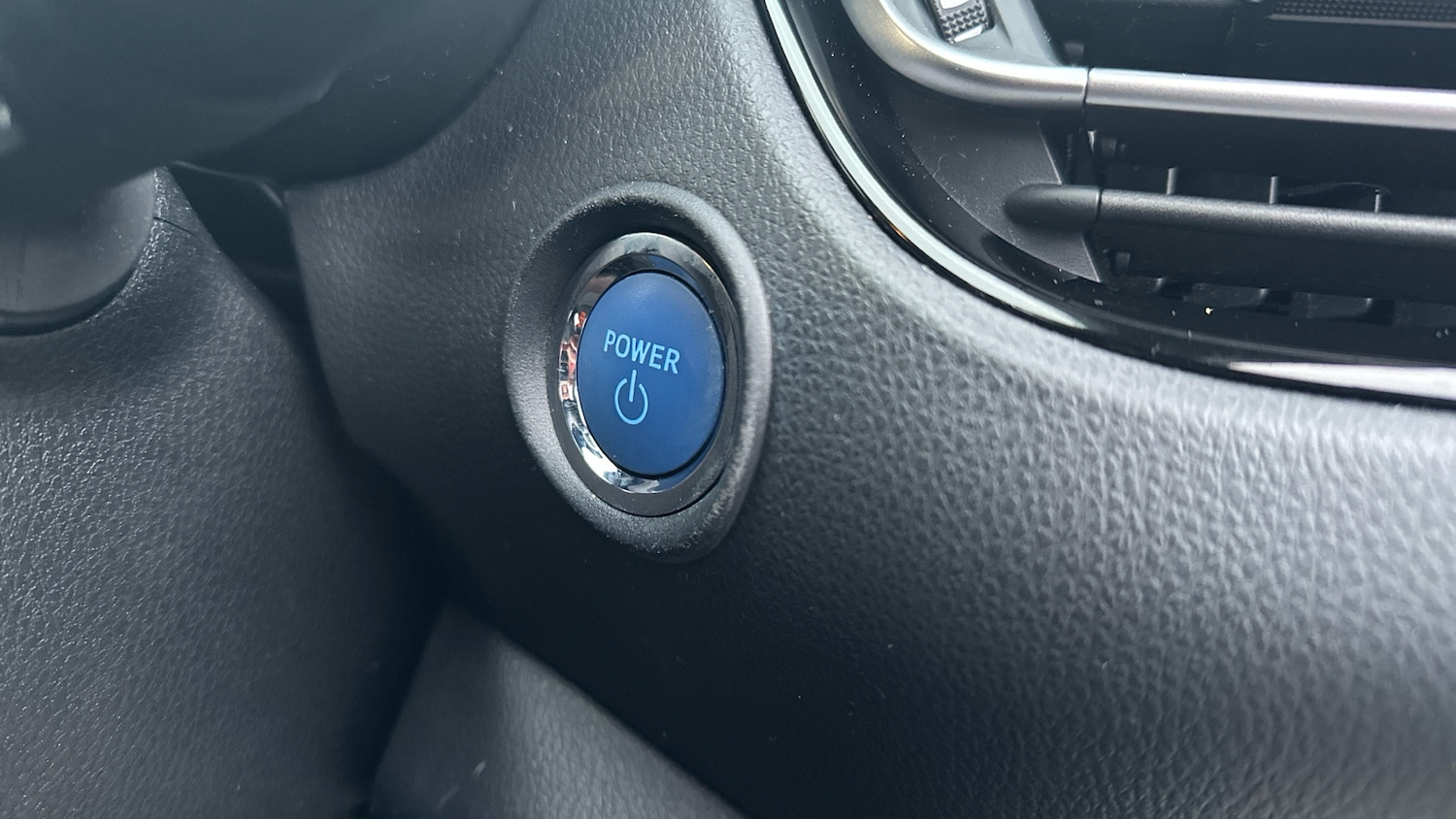 Used Toyota C-HR 2017 for sale - 77420852: Photo 23