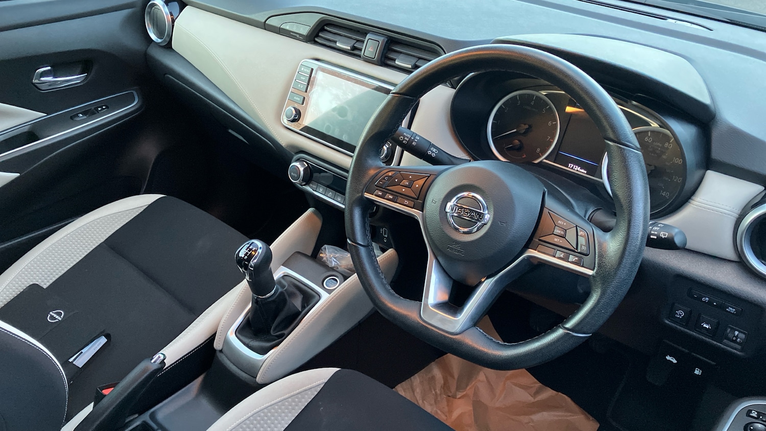 Used Nissan Micra 2022 for sale - 76919685: Photo 11