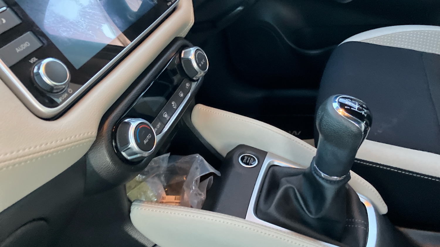 Used Nissan Micra 2022 for sale - 76919685: Photo 13