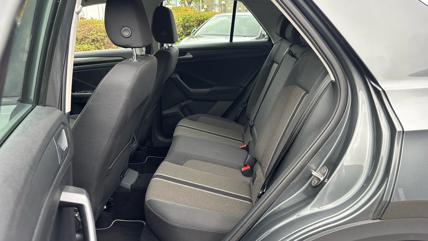 Used Volkswagen T-Roc 2019 for sale - 76299283: Photo 16