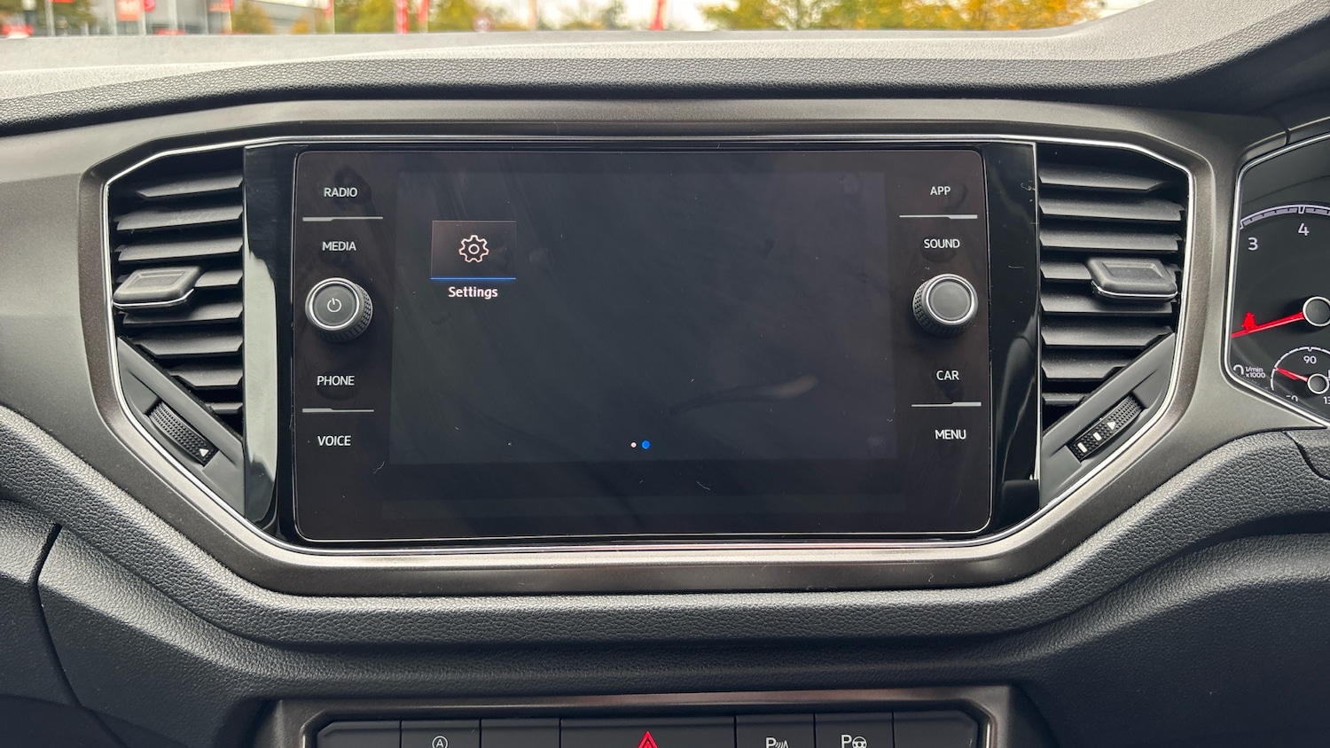 Used Volkswagen T-Roc 2019 for sale - 76299283: Photo 36