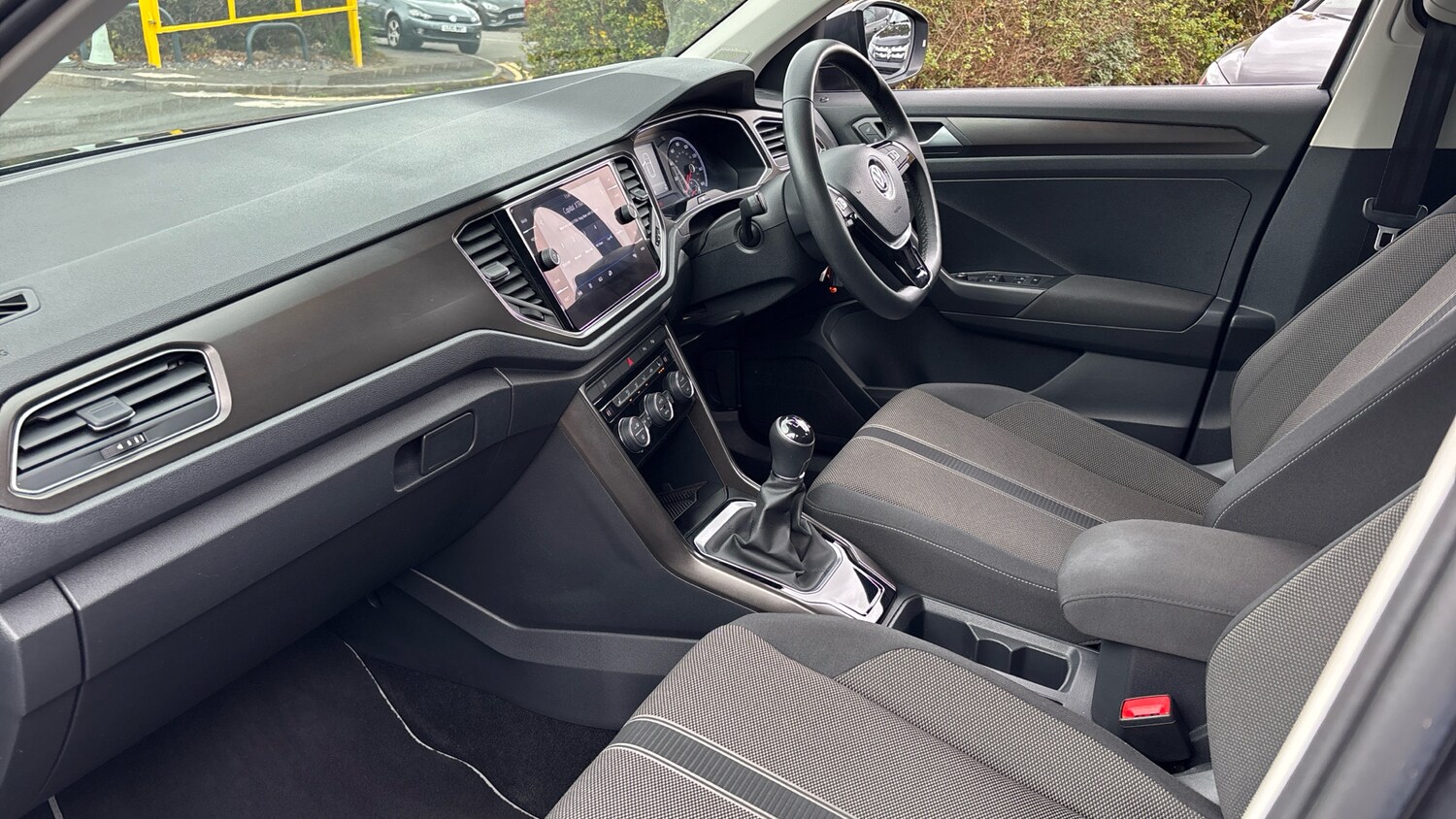 Used Volkswagen T-Roc 2019 for sale - 76299283: Photo 9
