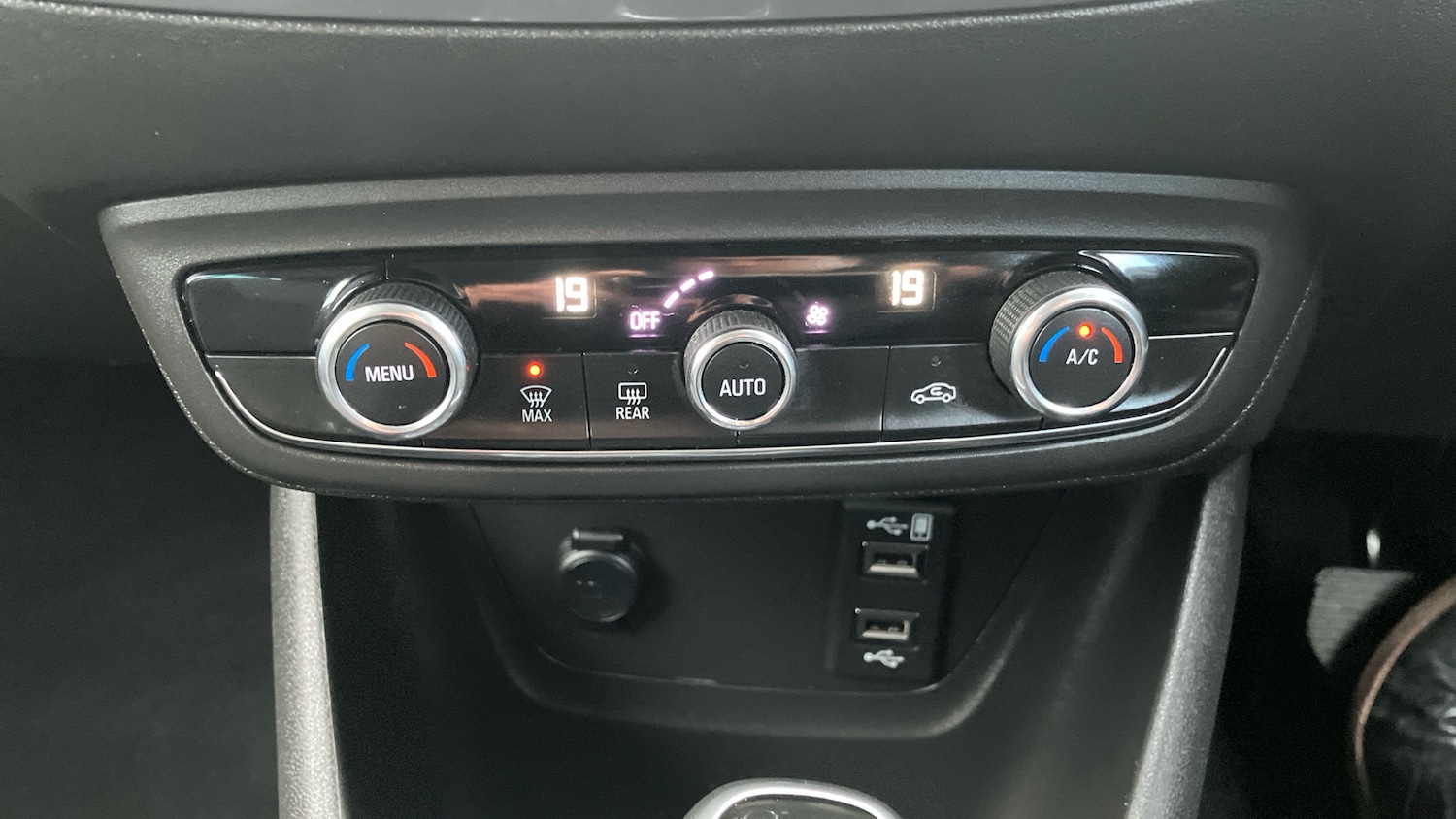 Used Vauxhall Crossland X 2020 for sale - 77643612: Photo 28