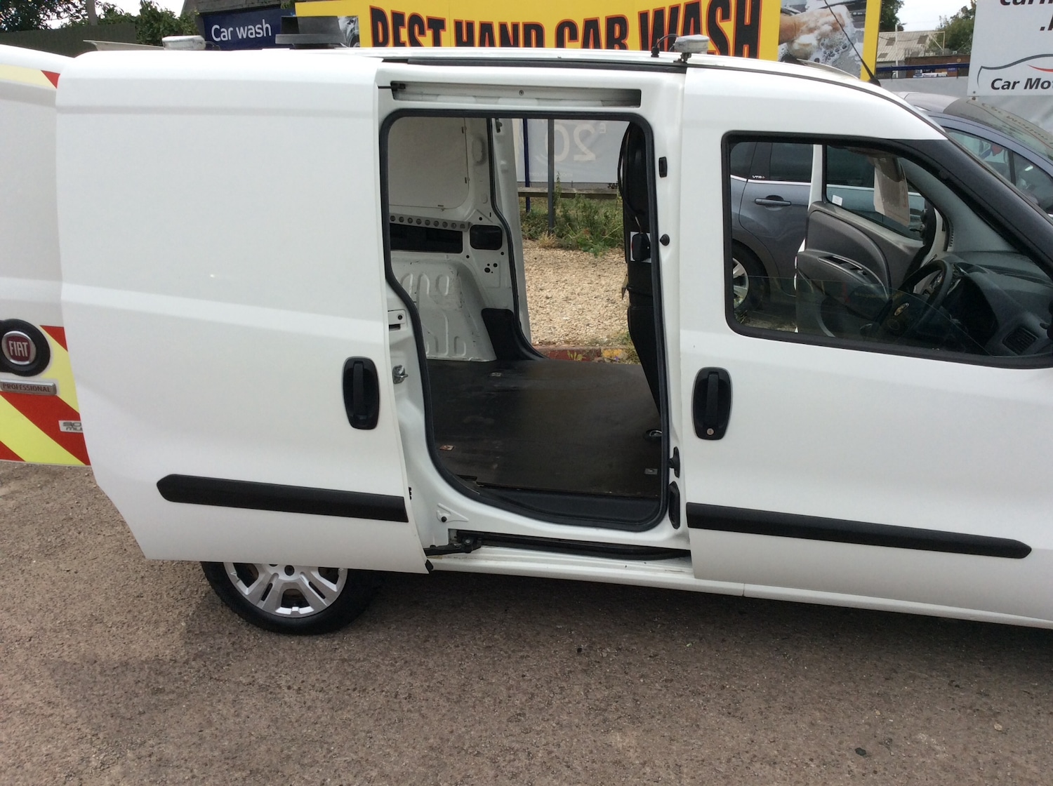 Used Fiat Doblo 2016 for sale - 77563357: Photo 9
