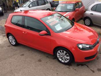 Used Volkswagen Golf 2010 for sale - 74100748: Photo