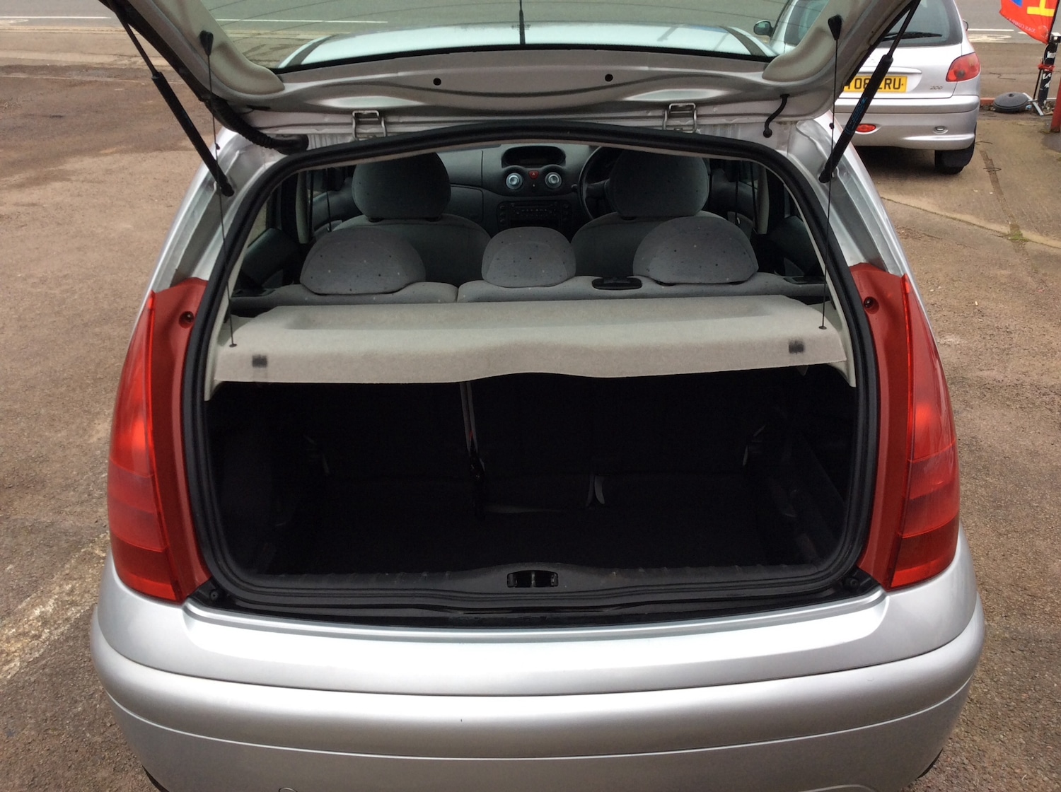 Used Citroen C3 2003 for sale - 77789385: Photo 8