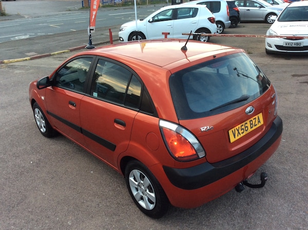 Used Kia Rio 2006 for sale - 75681619: Photo 4