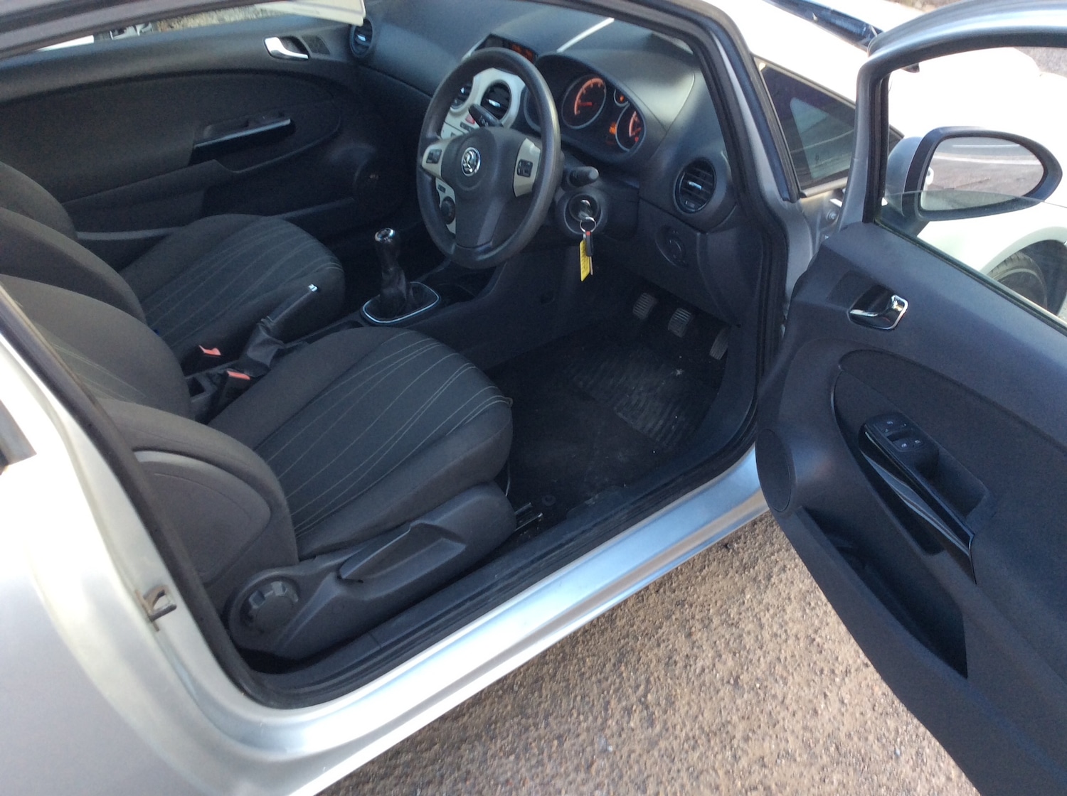 Used Vauxhall Corsa 2008 for sale - 77976008: Photo 8