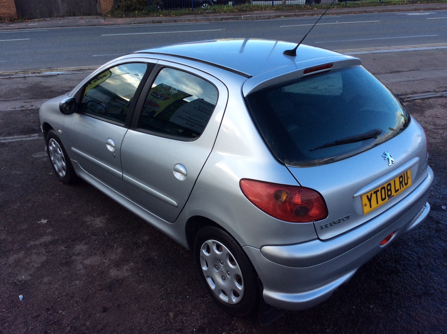 Used Peugeot 206 2008 for sale - 76437970: Photo 6