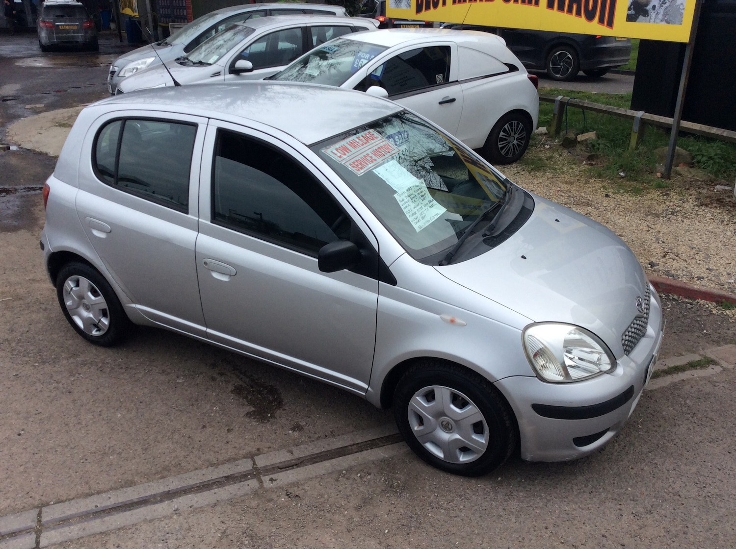 Used Toyota Yaris 2004 for sale - 77981189: Photo 3