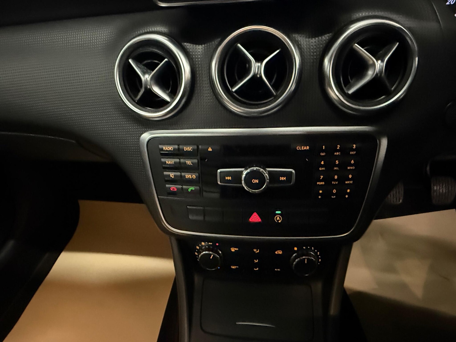 Used Mercedes-Benz A-Class 2015 for sale - 77156139: Photo 26