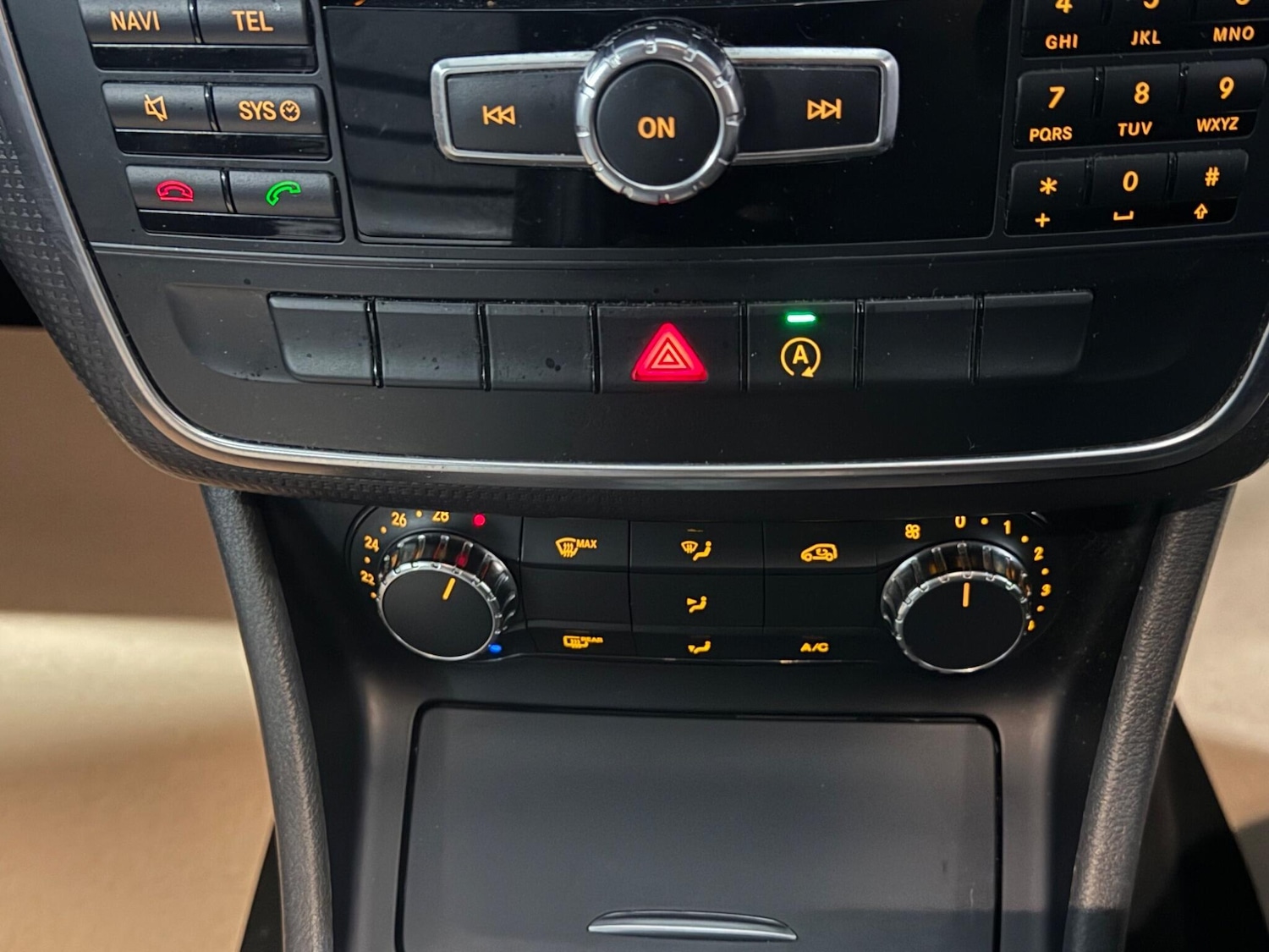 Used Mercedes-Benz A-Class 2015 for sale - 77156139: Photo 27