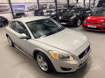 Used Volvo V50 2010 for sale - 77376631: Photo