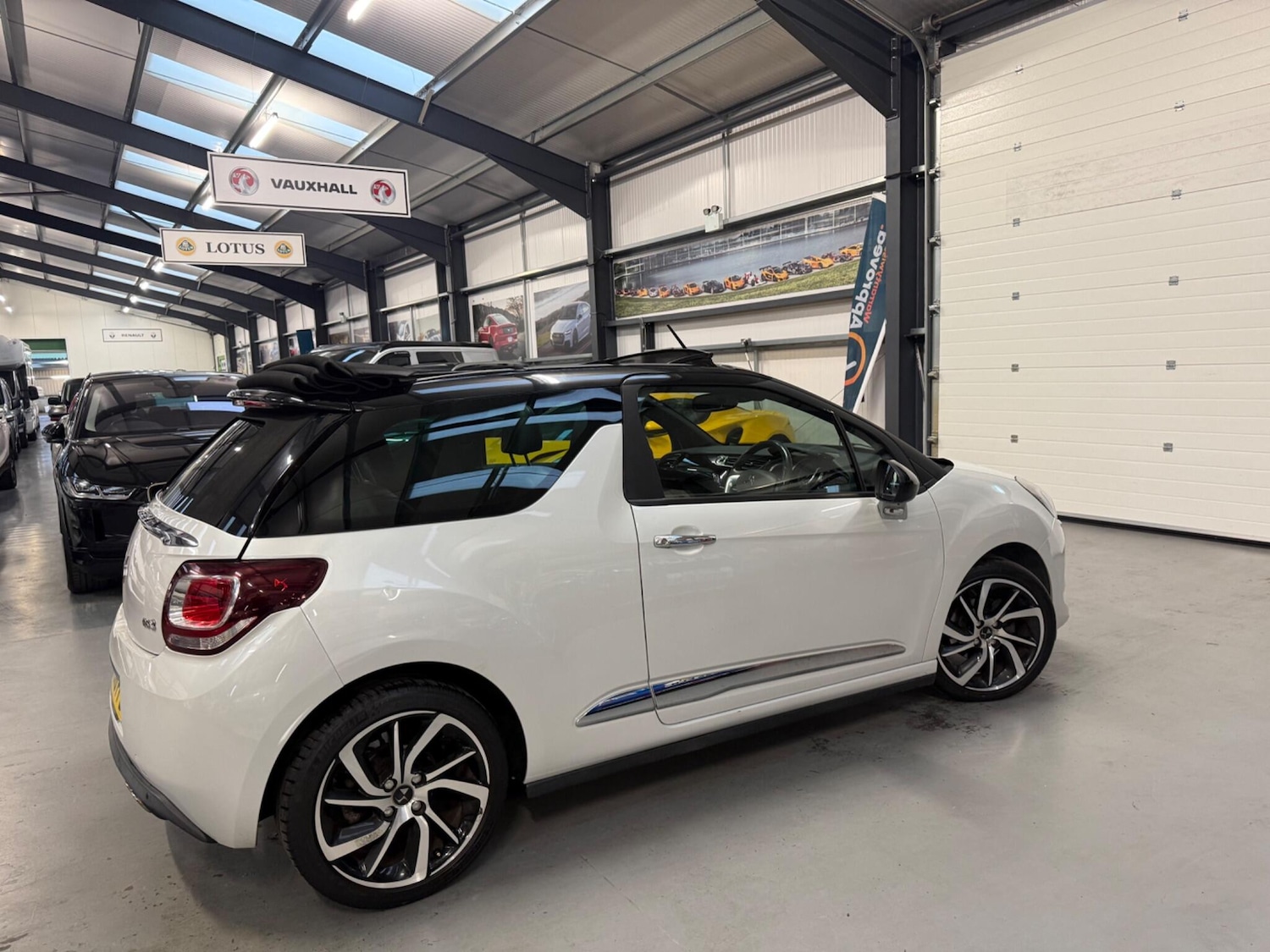 Used DS Automobiles DS 3 Cabrio 2016 for sale - 76318043: Photo 14