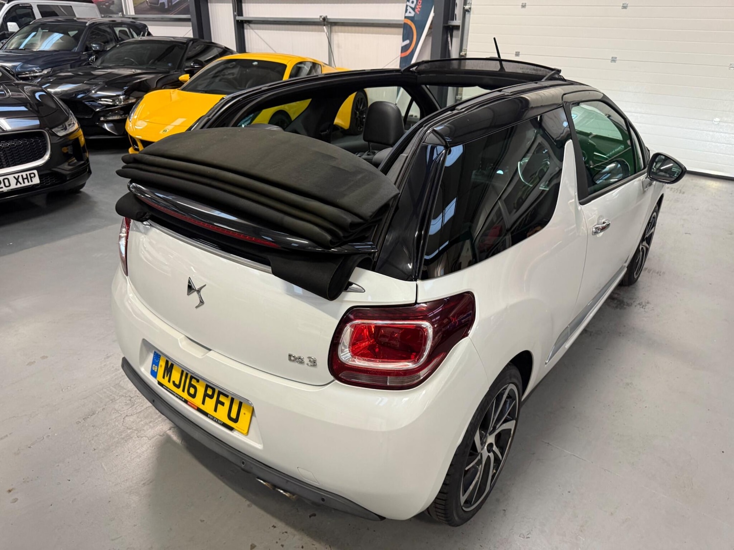 Used DS Automobiles DS 3 Cabrio 2016 for sale - 76318043: Photo 16