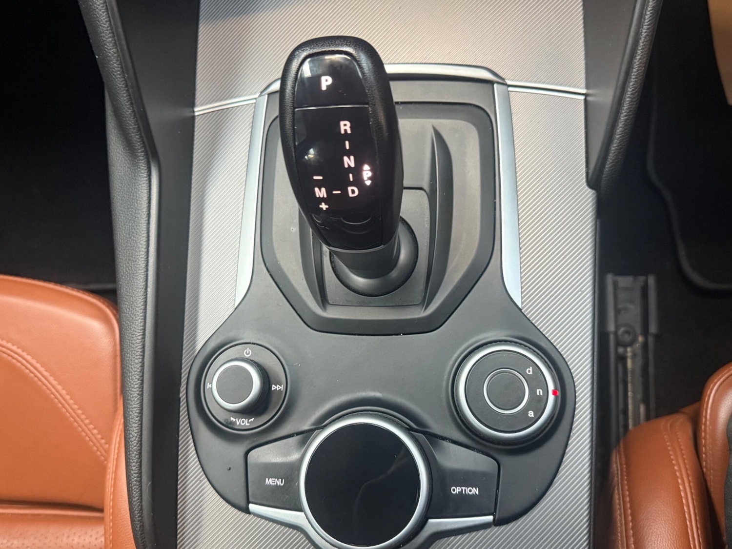 Used Alfa Romeo Giulia for sale - 77893044: Photo 17