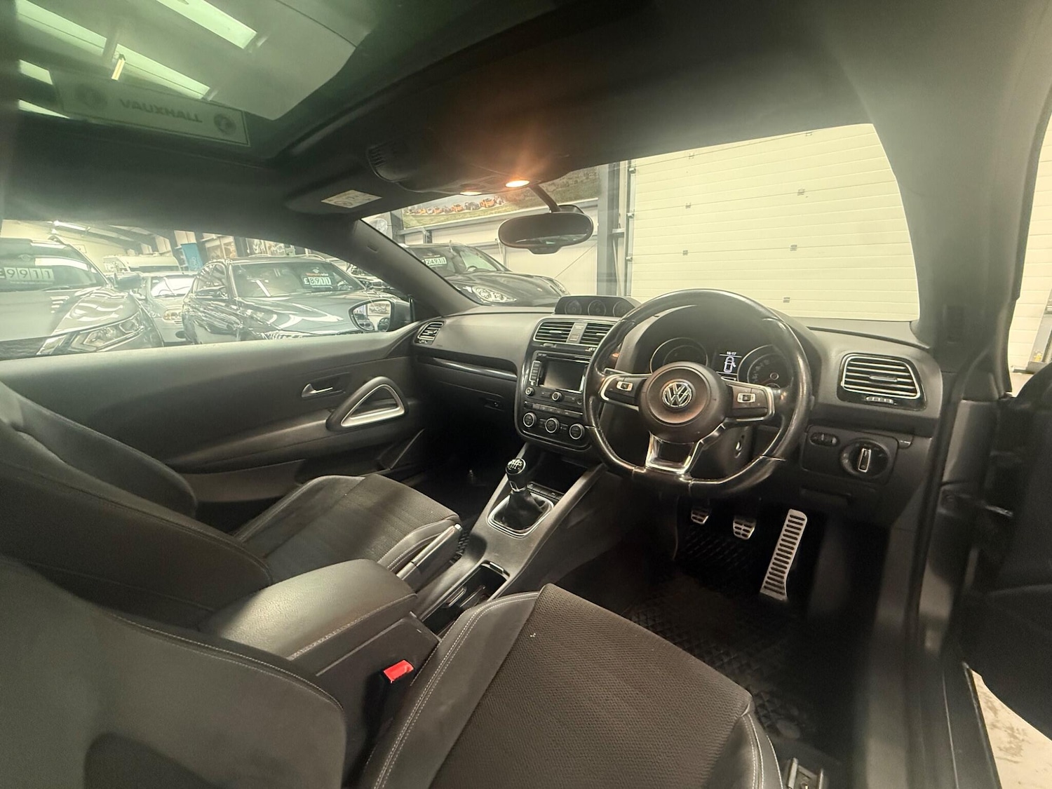 Used Volkswagen Scirocco 2015 for sale - 77893082: Photo 15