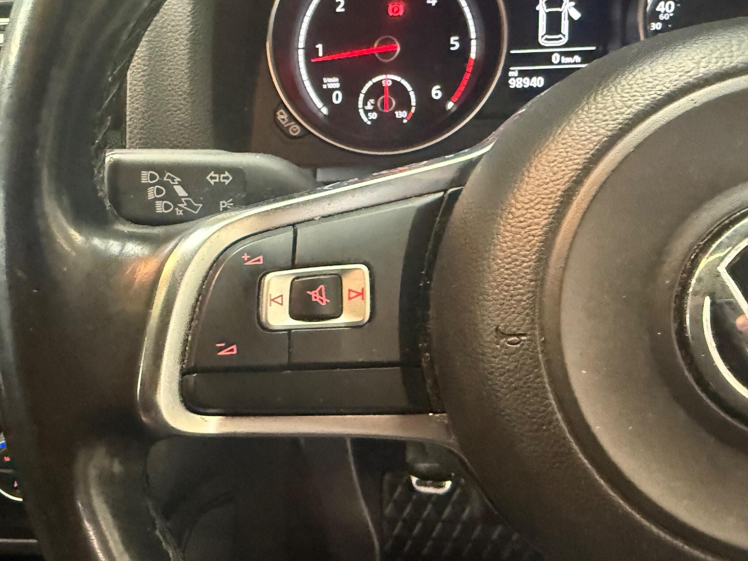 Used Volkswagen Scirocco 2015 for sale - 77893082: Photo 24