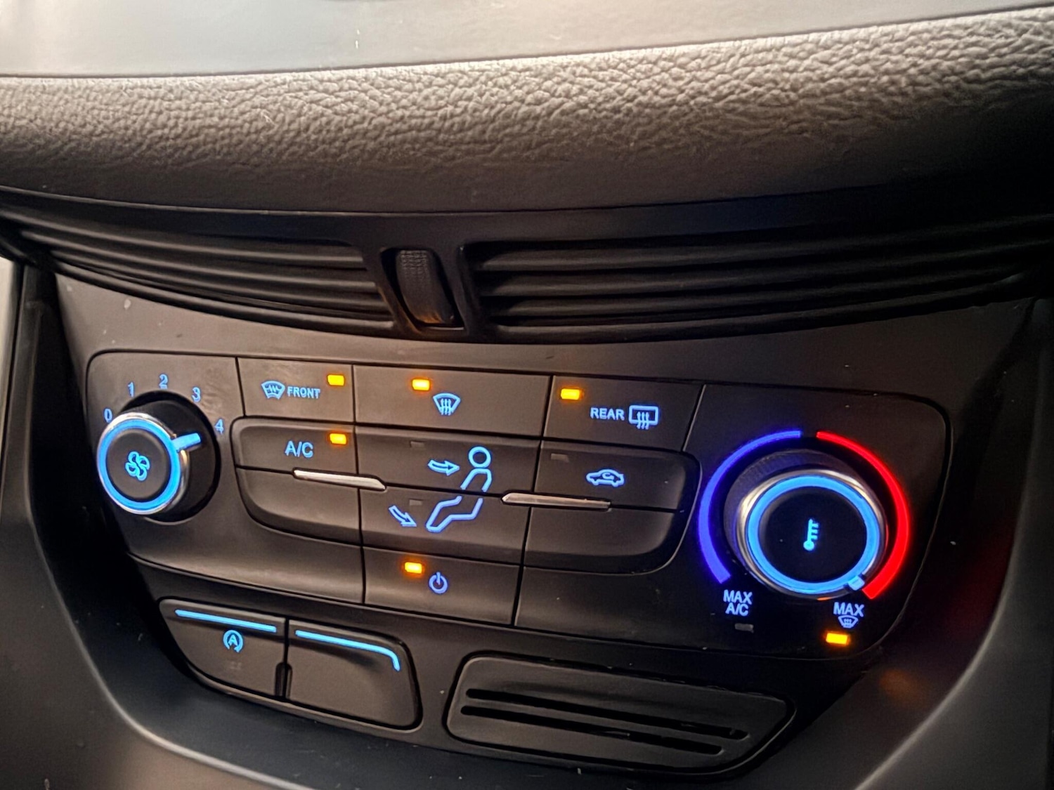 Used Ford Kuga 2017 for sale - 77611584: Photo 21