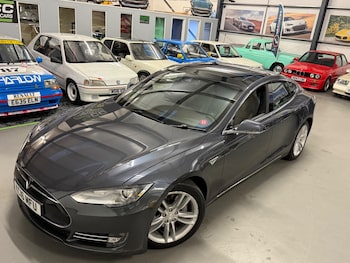 2016 (16) - 85D (Dual Motor) Auto 4WD 5dr